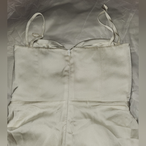 Ivory 'Flora' House of CB-small - Picture 11 of 13